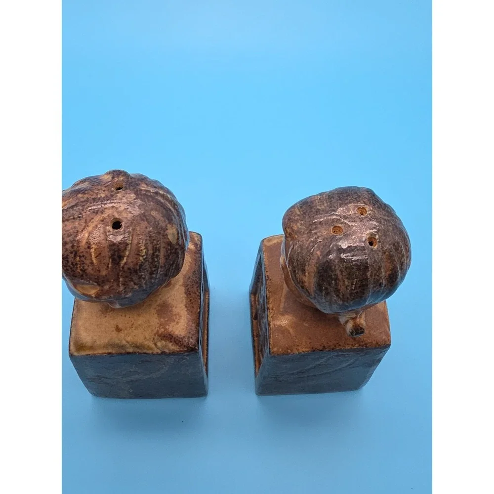 Vintage 1970s Boy‎ & Girl Salt & Pepper Shaker Set 4